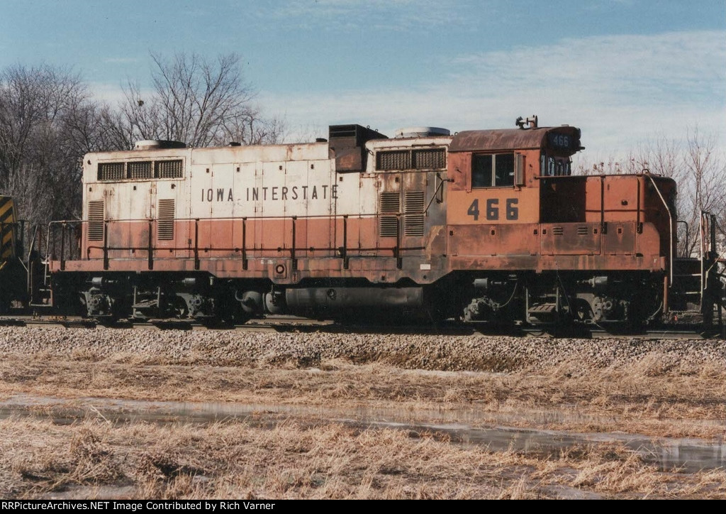 Iowa Interstate RR (IAIS) #466